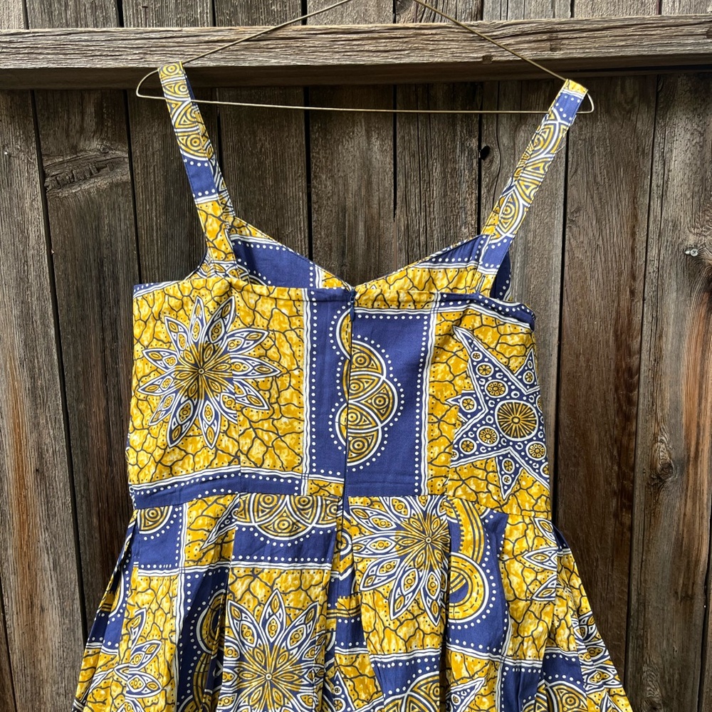 Trashy Diva by Candice Gwinn Yellow and Blue Patterned Sundress Size 10 - Picture 8 of 9